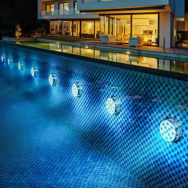 2 HydroLED™ – La lumière qui change l’ambiance de ta piscine, ton bain ou ton jardin